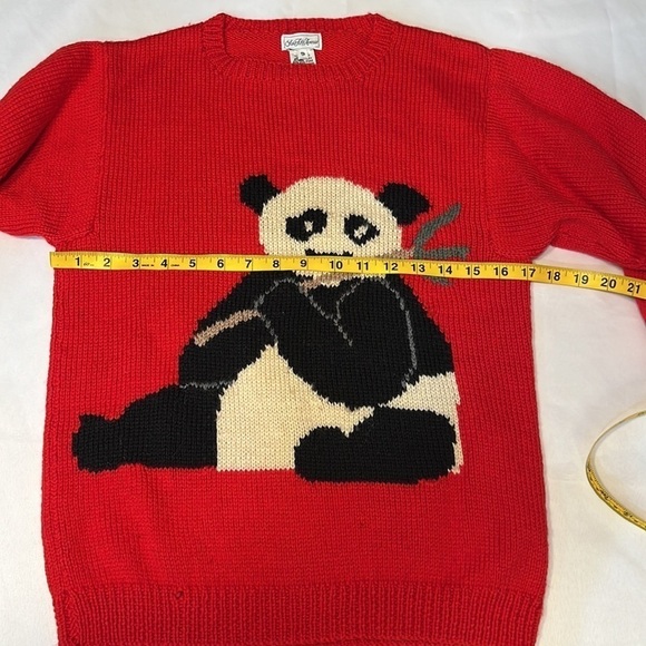 Saks Fifth Avenue sweater size Small - Picture 6 of 11